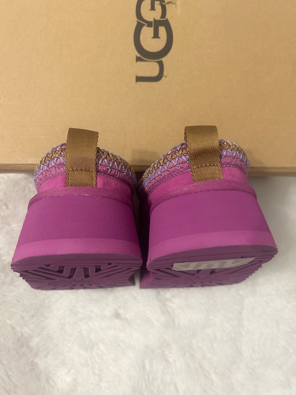 UGG Tazz Slip-On Slipper — Mangosteen - Picture 13 of 17